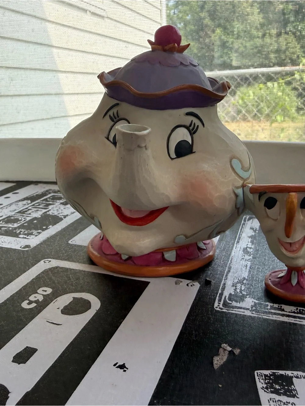 Jim Shores Disney Traditions “A Mother’s Love” Mrs Potts and chip